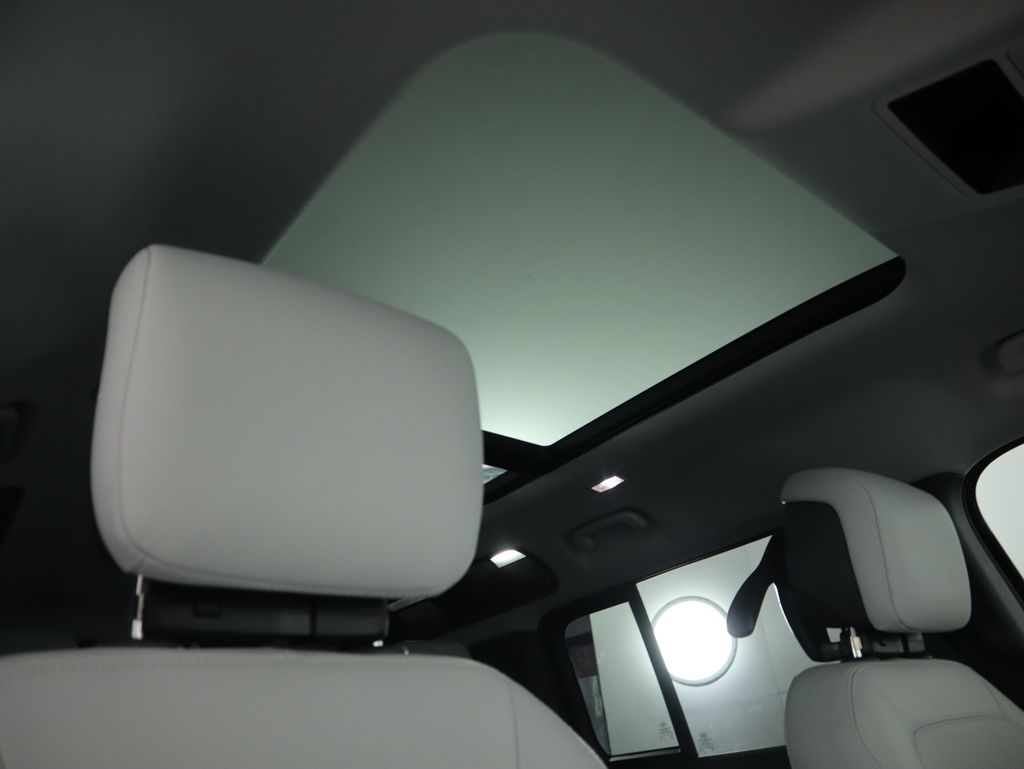 Thumbnail: 2026 Land Rover Defender - 20