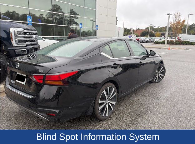 2020 Nissan Altima SR FWD