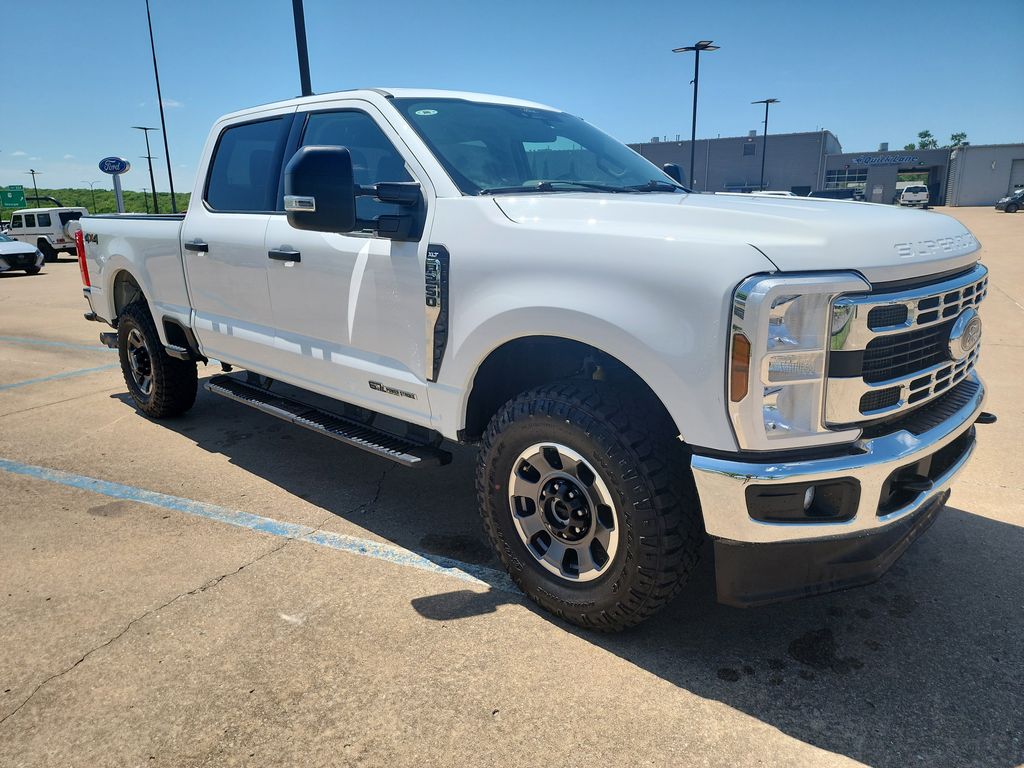 2024 Ford F-250SD XLT photo