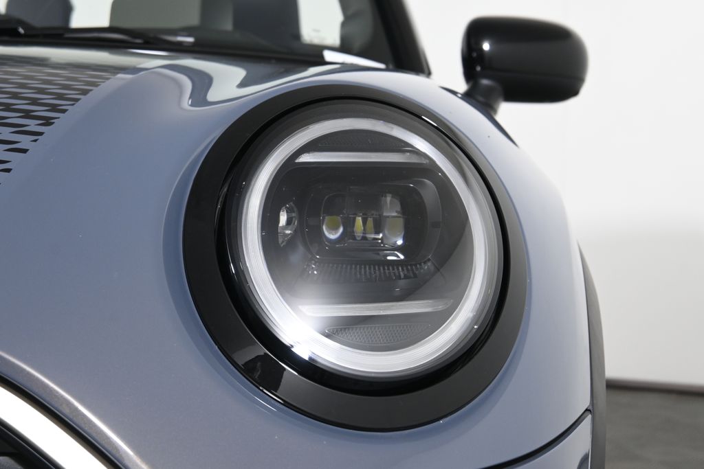 Thumbnail: 2026 MINI Cooper - 17