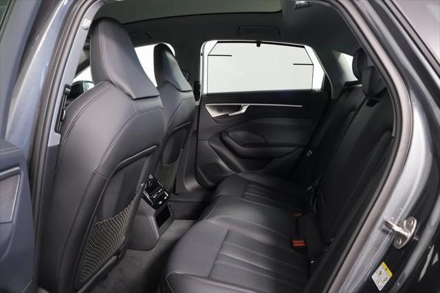 Thumbnail: 2026 Audi A6 - 4