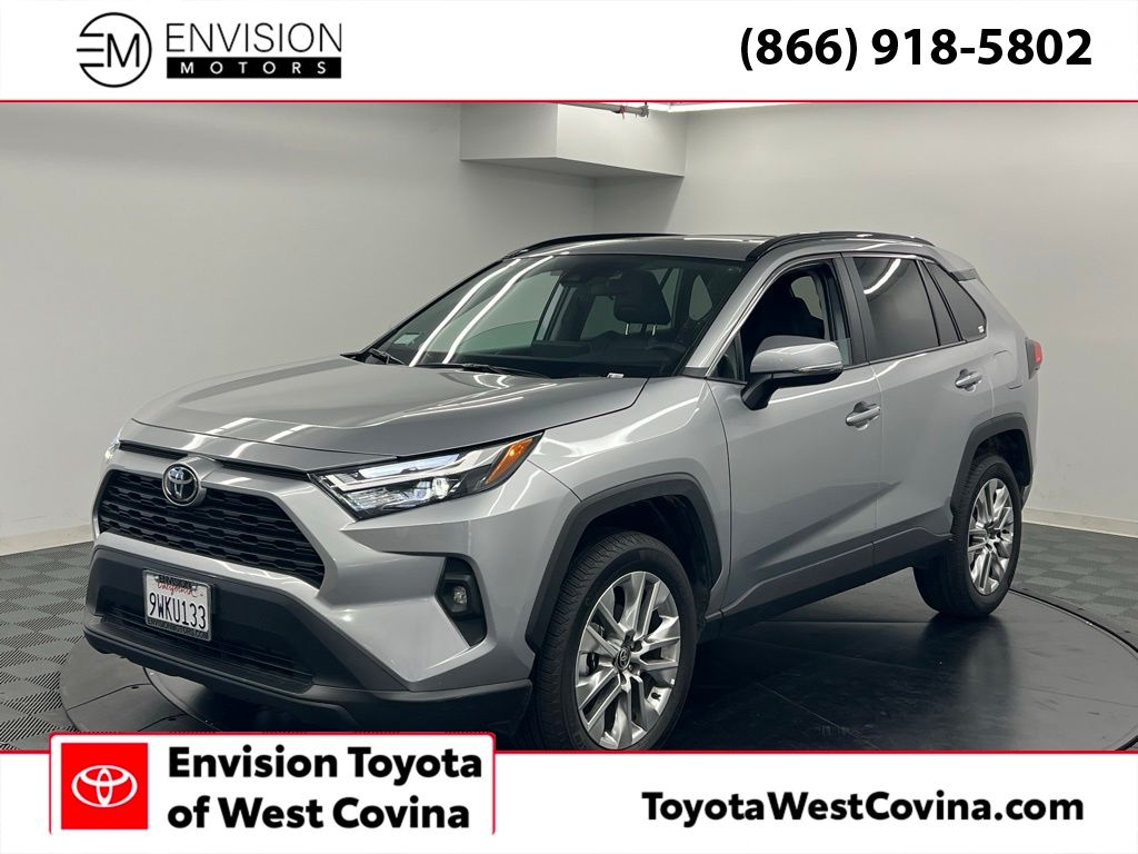 Silver Sky Metallic 2025 Toyota RAV4 XLE Premium FWD SUV / Crossover Front-Wheel Drive 8-Speed Automatic