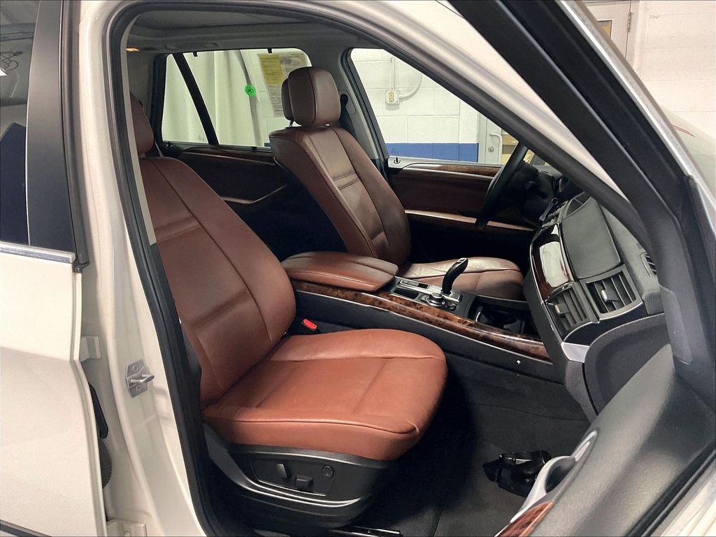 2013 BMW X5 — photo 11
