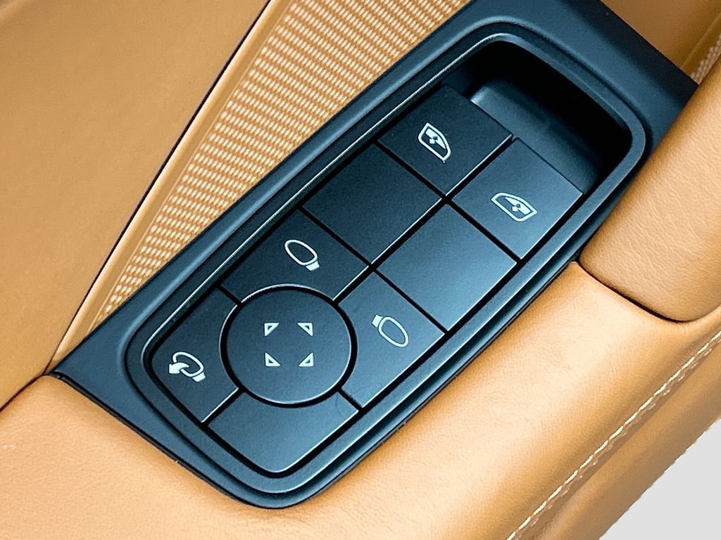 Thumbnail: 2026 Porsche 911 - 24