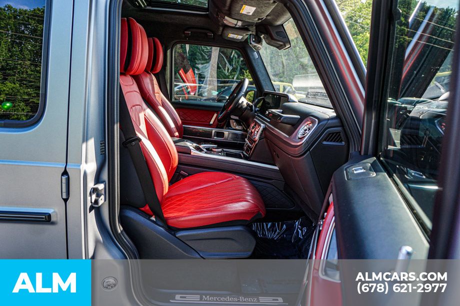 Used 2023 Gray Mercedes-Benz G 550 image 23