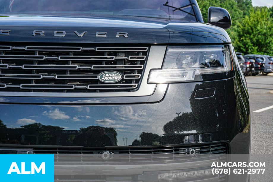 Used 2023 Black Land Rover SE image 12
