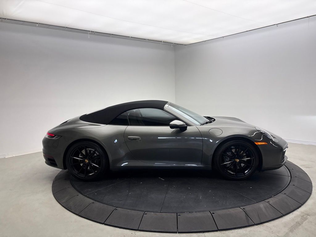 Thumbnail: 2020 Porsche 911 - 8