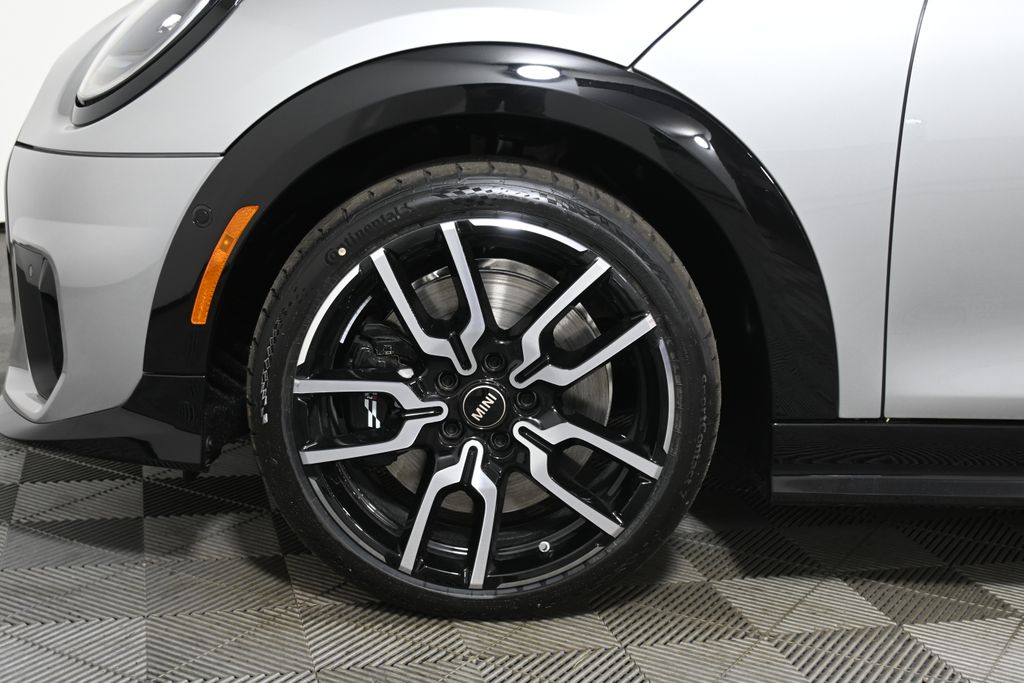 2025 MINI Cooper Hardtop S 11