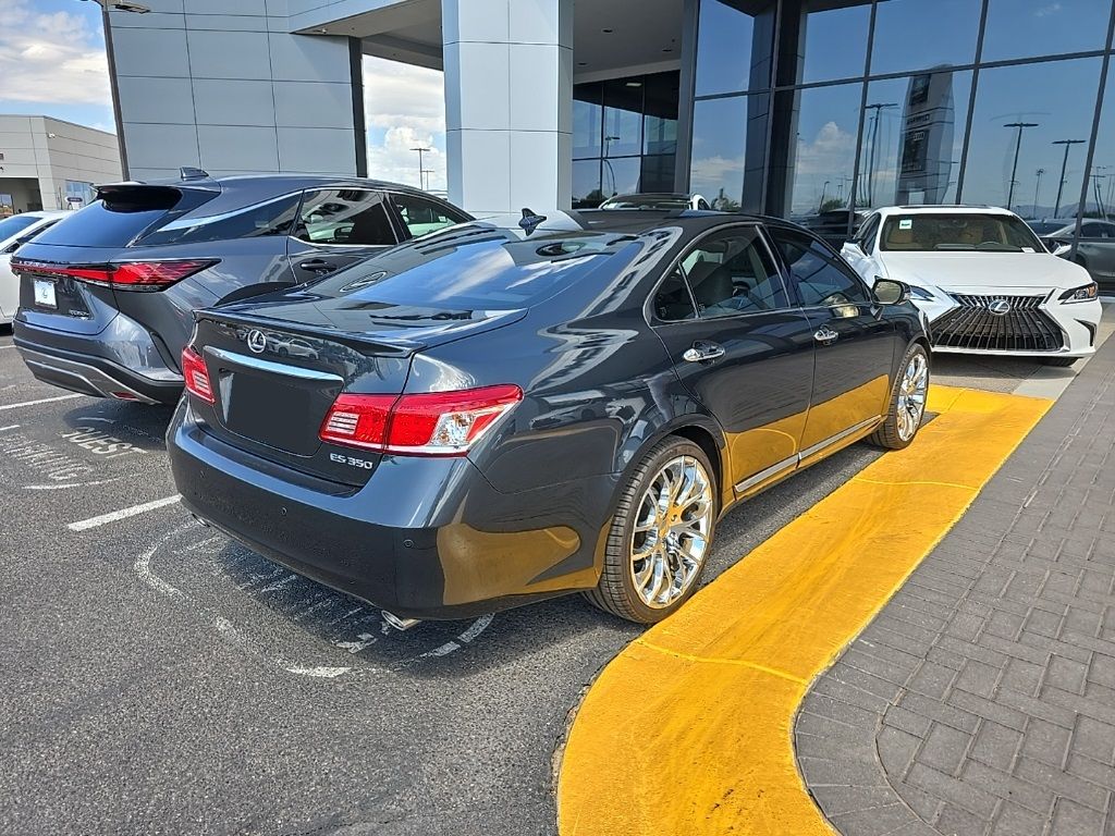 Thumbnail: 2011 Lexus ES - 5