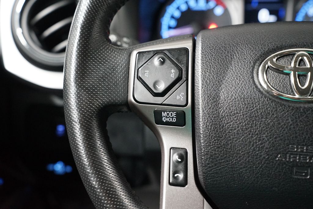 Thumbnail: 2022 Toyota Tacoma - 15