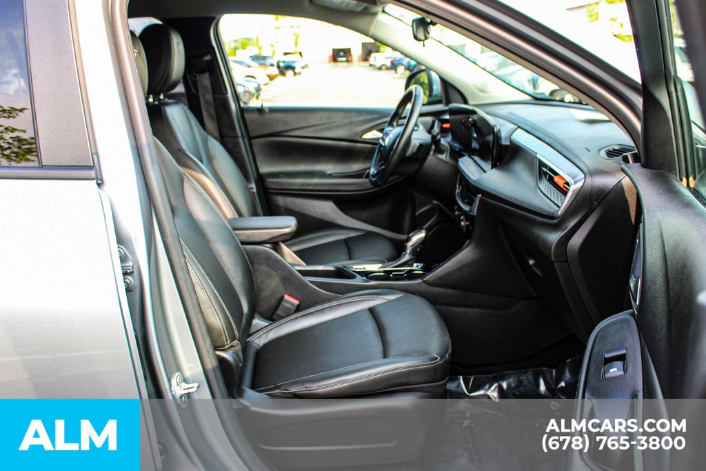 2024 Buick Encore GX Sport Touring photo 18