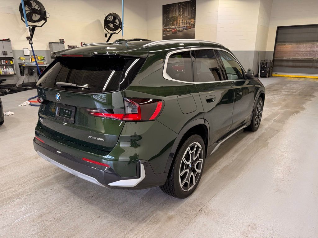 Thumbnail: 2025 BMW X1 - 6