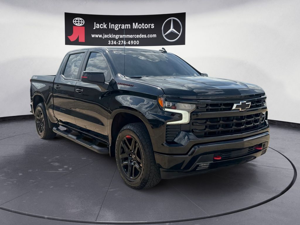 View vehicle photo 7