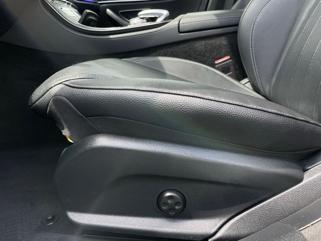 2019 Mercedes-Benz E-Class E 300 23