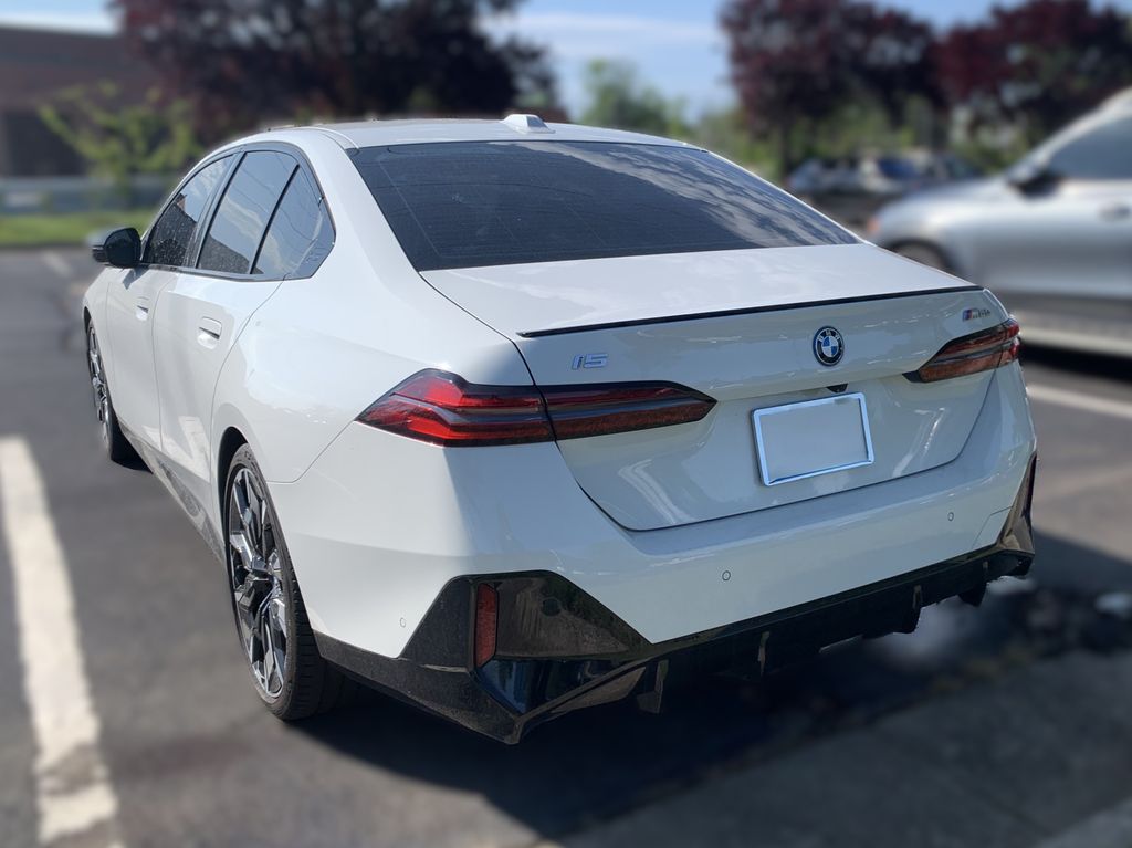 Thumbnail: 2024 BMW i5 - 9
