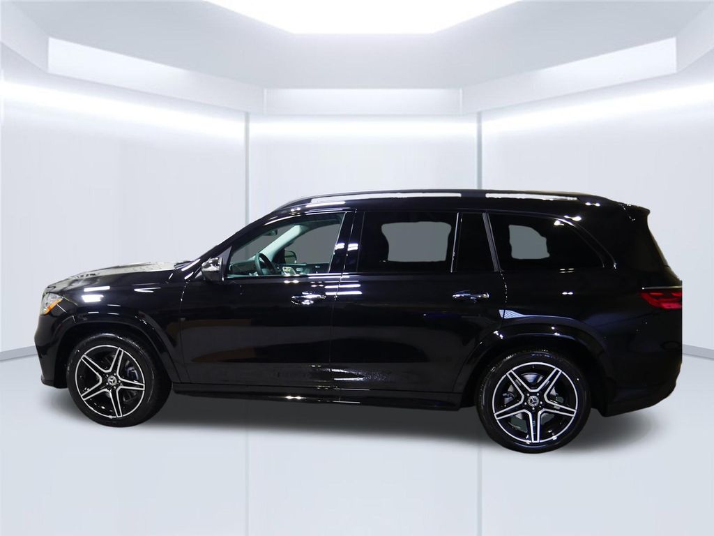 Thumbnail: 2026 Mercedes-Benz GLS - 2