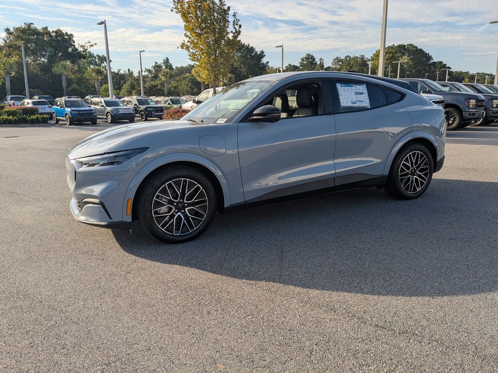 2025 Ford Mustang Mach-E Premium