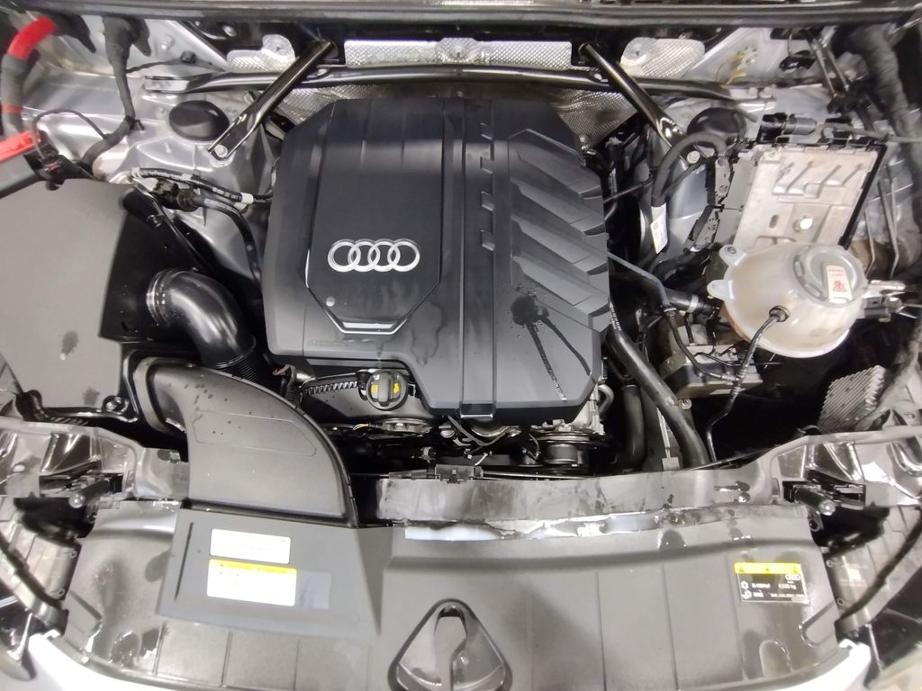 2022 Audi Q5 45 S line Premium