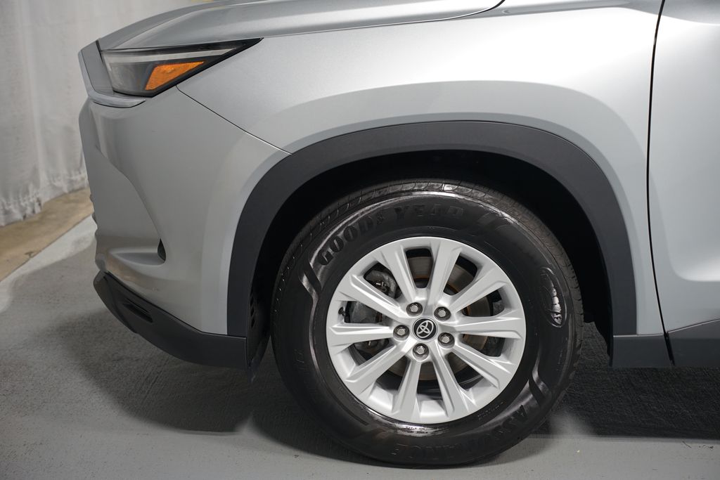 Thumbnail: 2024 Toyota Grand Highlander - 5
