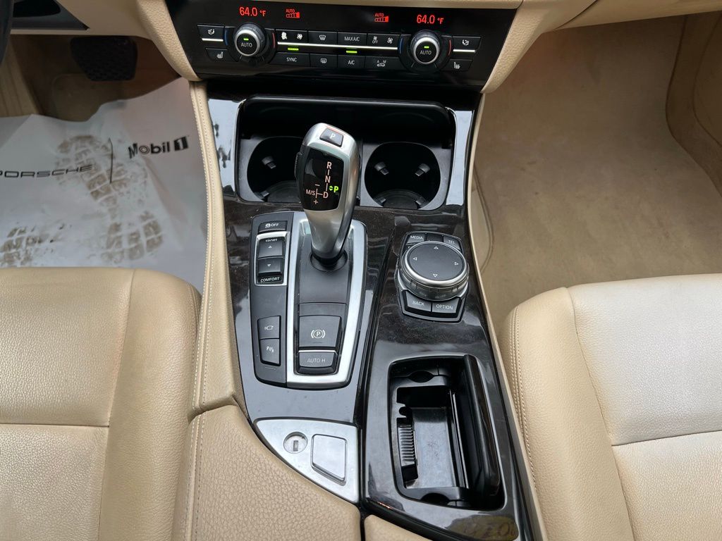 Thumbnail: 2015 BMW 5 Series - 12