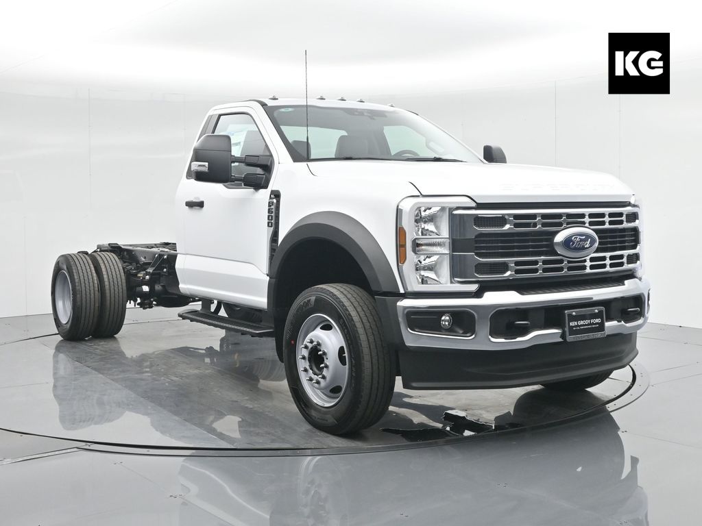 2024 Ford F-600 Super Duty Chassis Cab XL