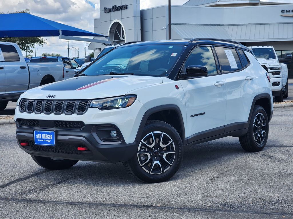 Bright White Clearcoat 2025 Jeep Compass SUV / Crossover Four-Wheel Drive 8-Speed Automatic