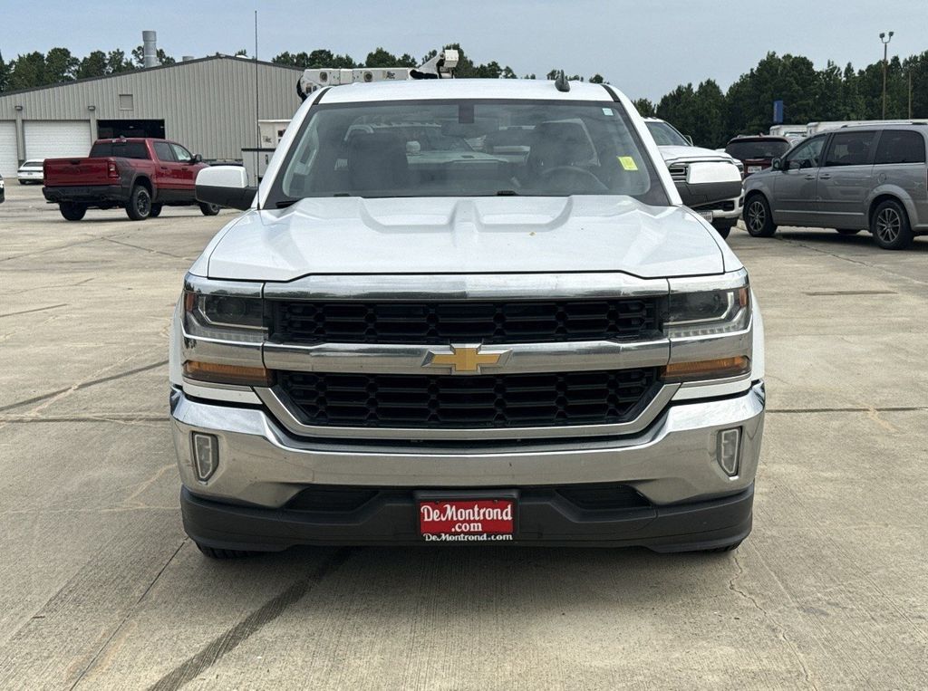 2017 Chevrolet Silverado 1500 LT - 1