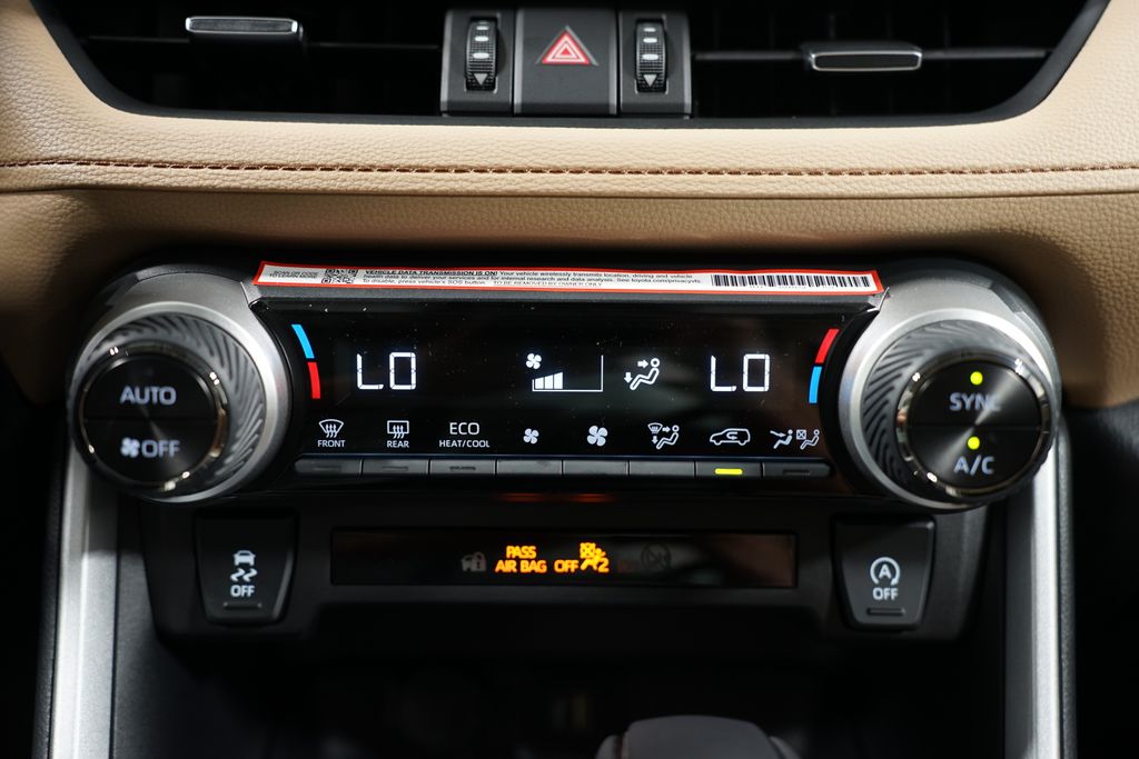 2025 Toyota RAV4 XLE Premium 20