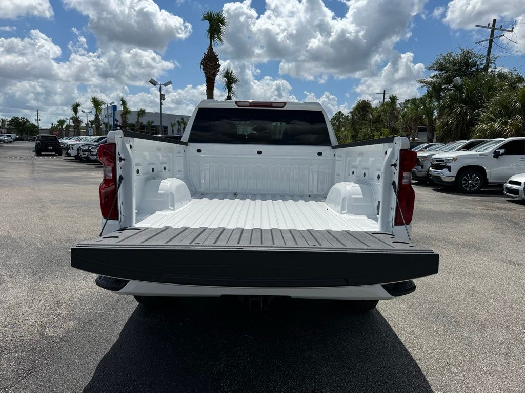 2025 Chevrolet Silverado 1500 Custom 12