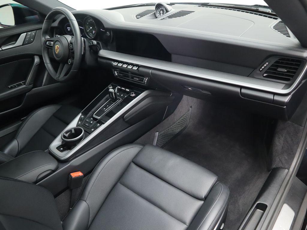 2024 Porsche 911 Carrera S 20