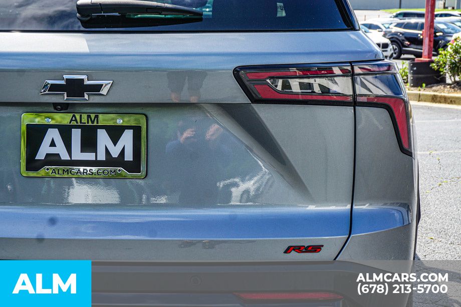 Used 2025 Gray Chevrolet RS image 13