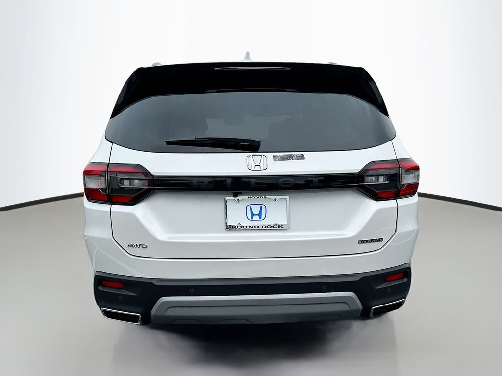 2025 Honda Pilot Touring 6