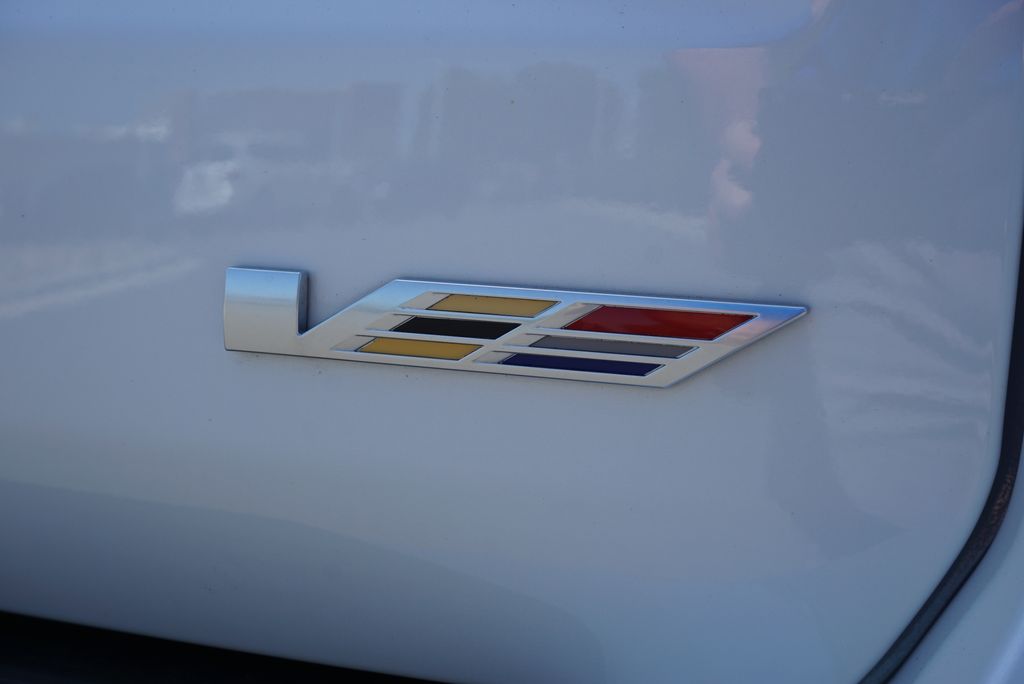 Thumbnail: 2023 Cadillac Escalade - 17