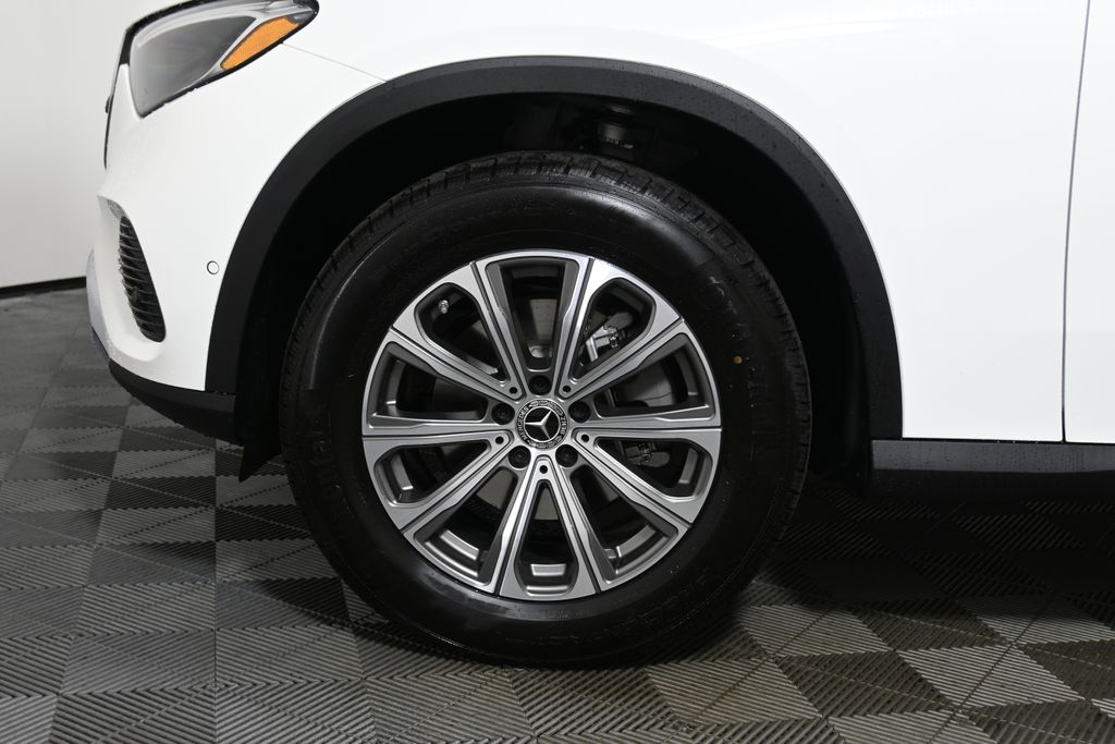 Thumbnail: 2026 Mercedes-Benz GLC - 11