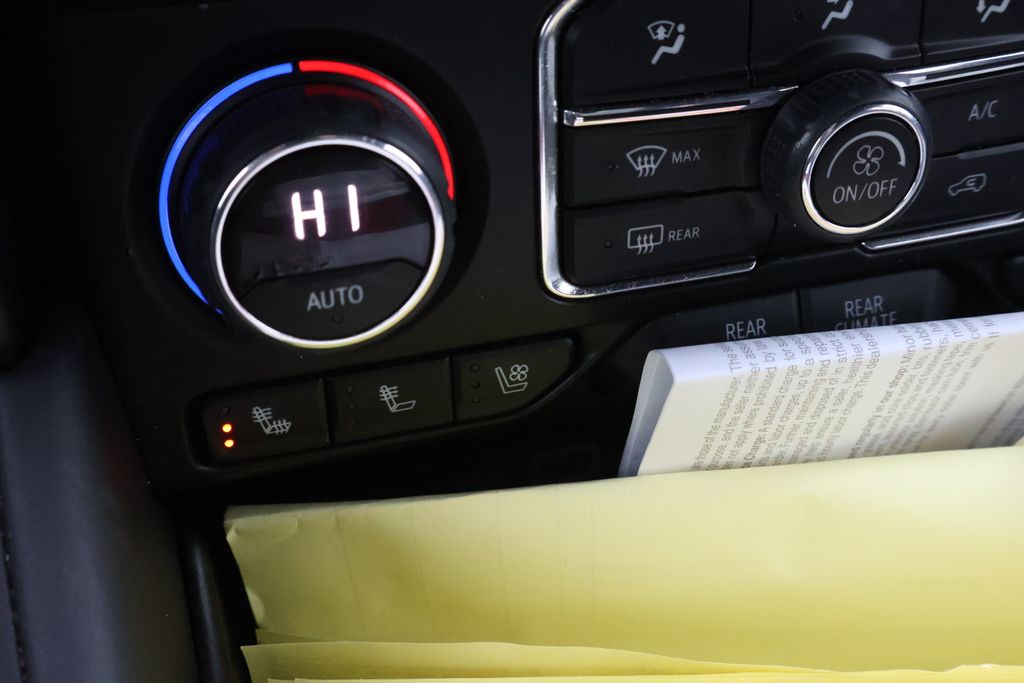 Thumbnail: 2024 Chevrolet Suburban - 25