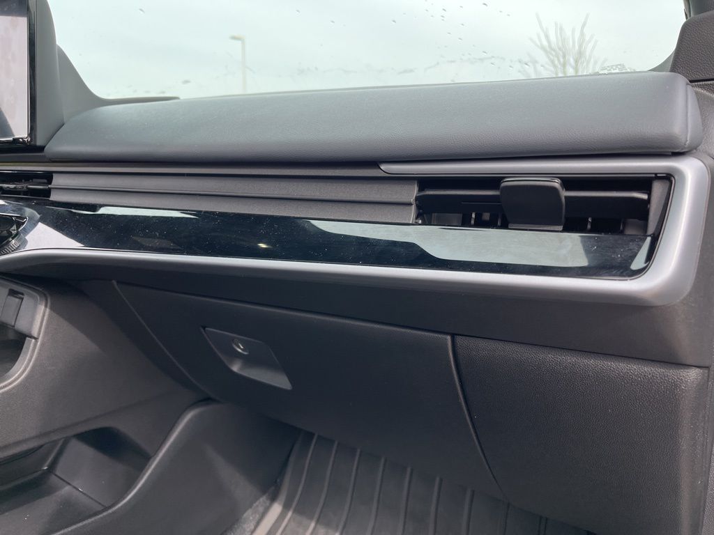 Thumbnail: 2024 Honda Prologue - 29