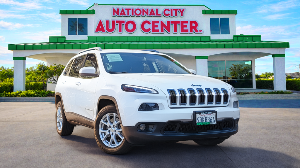 Used 2018 Jeep Cherokee Latitude 4D Sport Utility