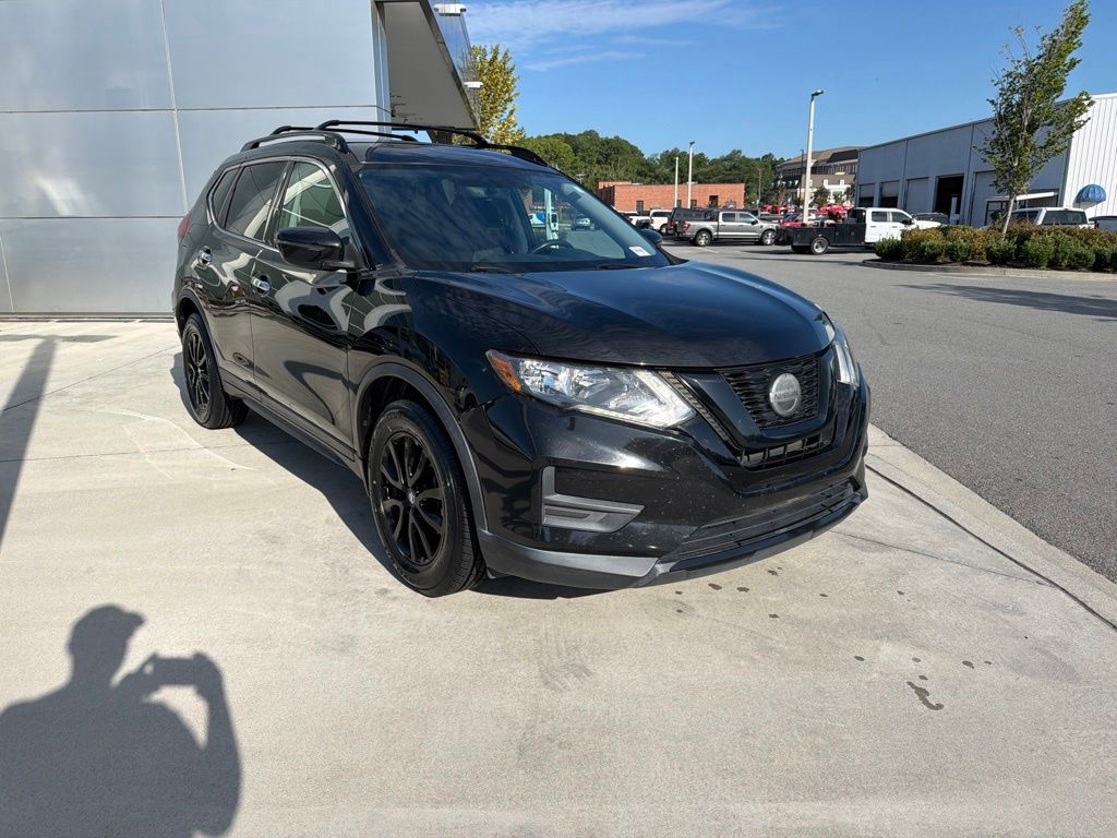Gray (Magnetic Black) 2018 Nissan Rogue SUV / Crossover Front-Wheel Drive Continuously Variable Transmission
