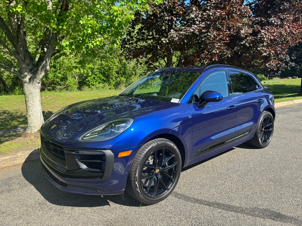 2025 Porsche Macan GTS -
                West Long Branch, NJ