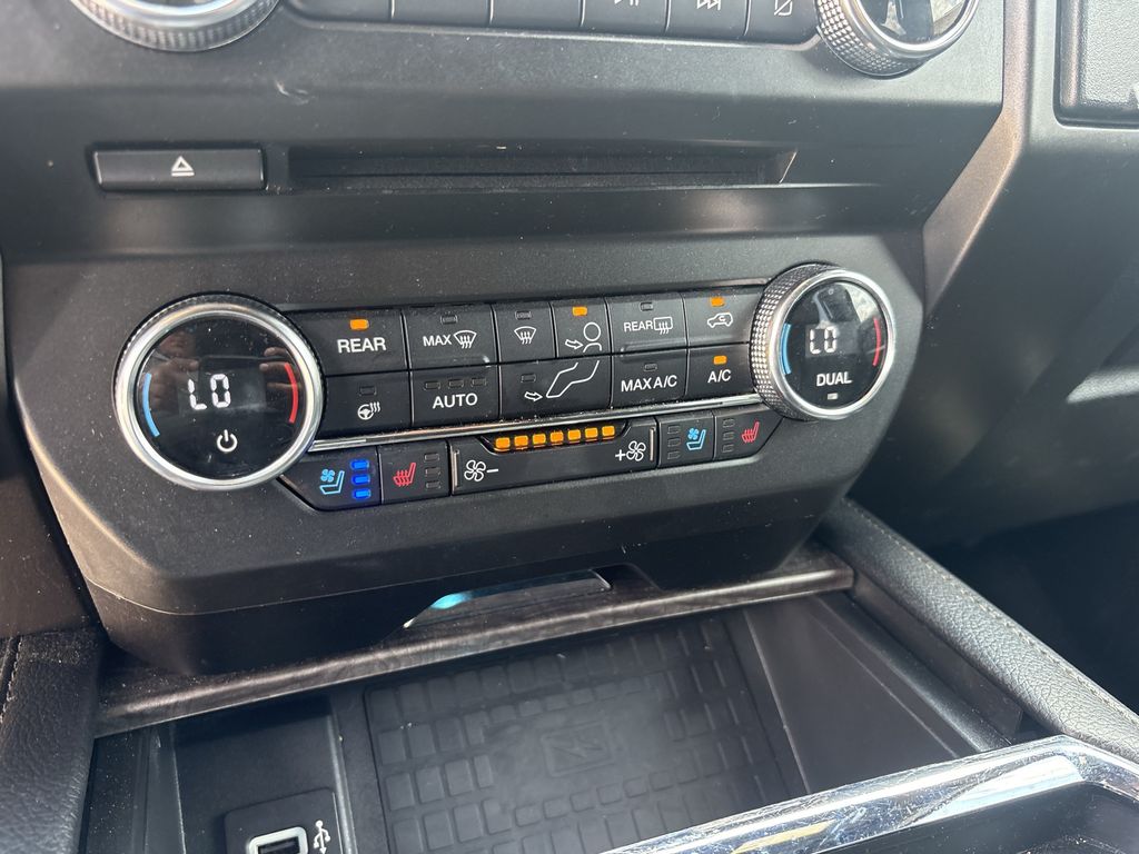 2018 Ford Expedition Limited Silver at Autostrade