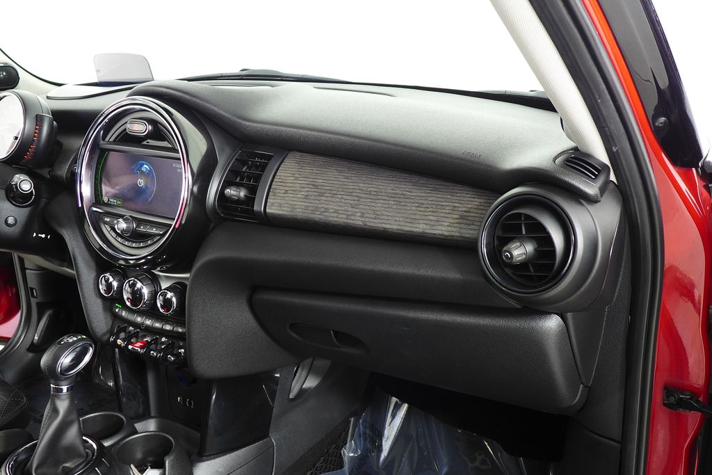 Thumbnail: 2016 MINI Cooper - 14