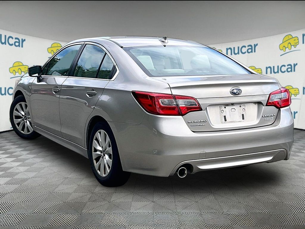 2016 Subaru Legacy — photo 4