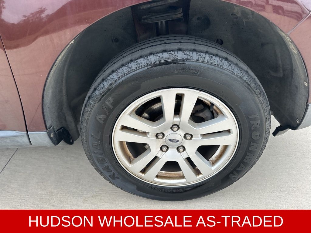 2009 Cinnamon Clearcoat Metallic Ford Edge SE FWD SUV