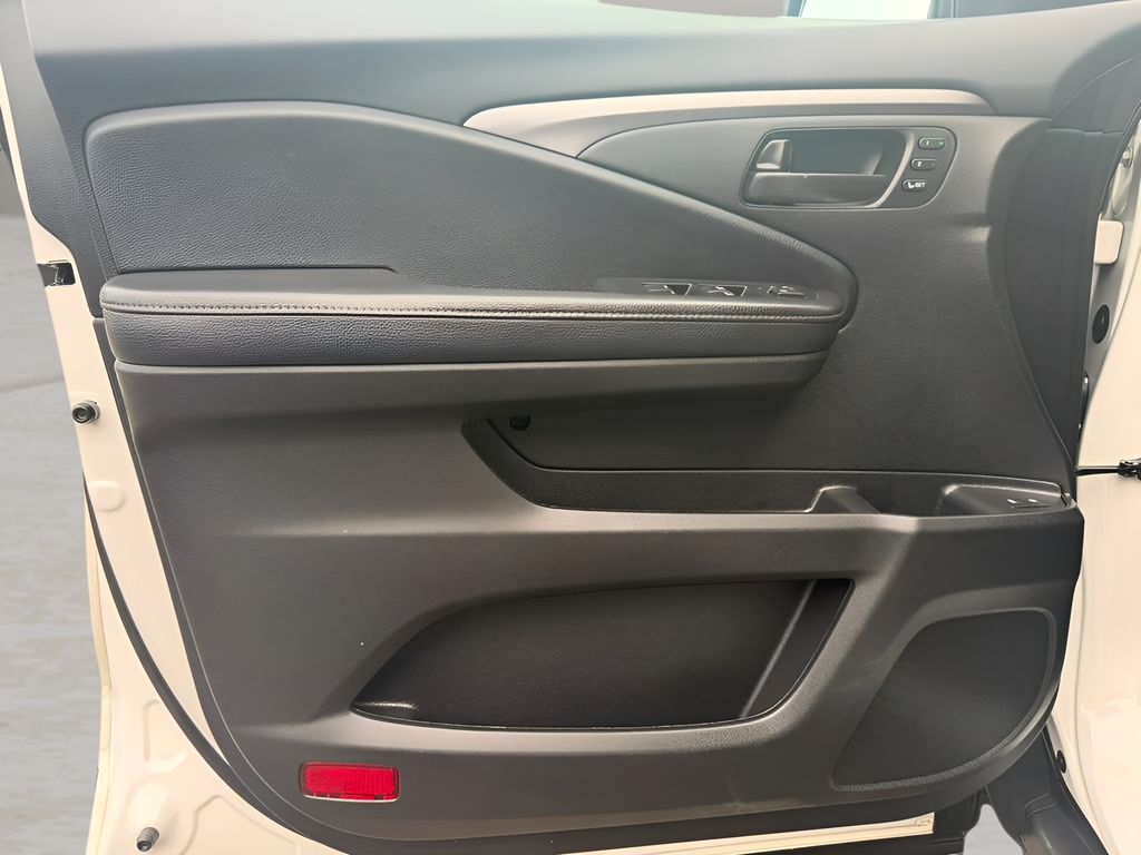 Used 2023 Honda Passport SUV