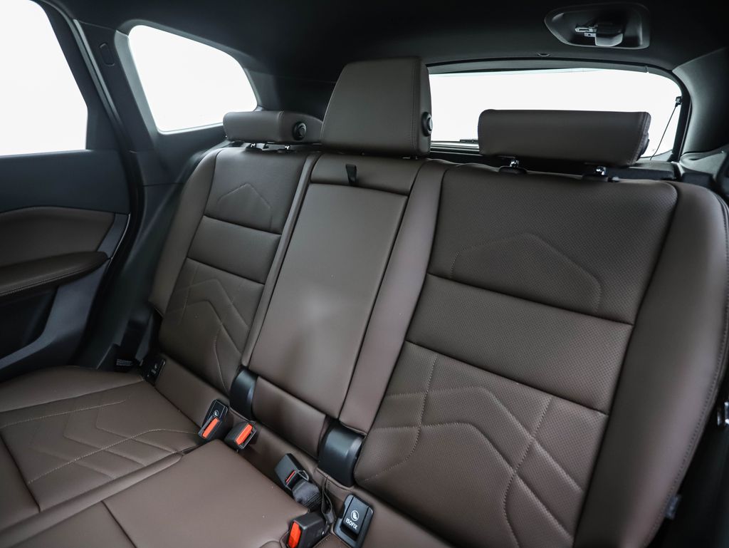 2025 BMW X1 xDrive28i 21
