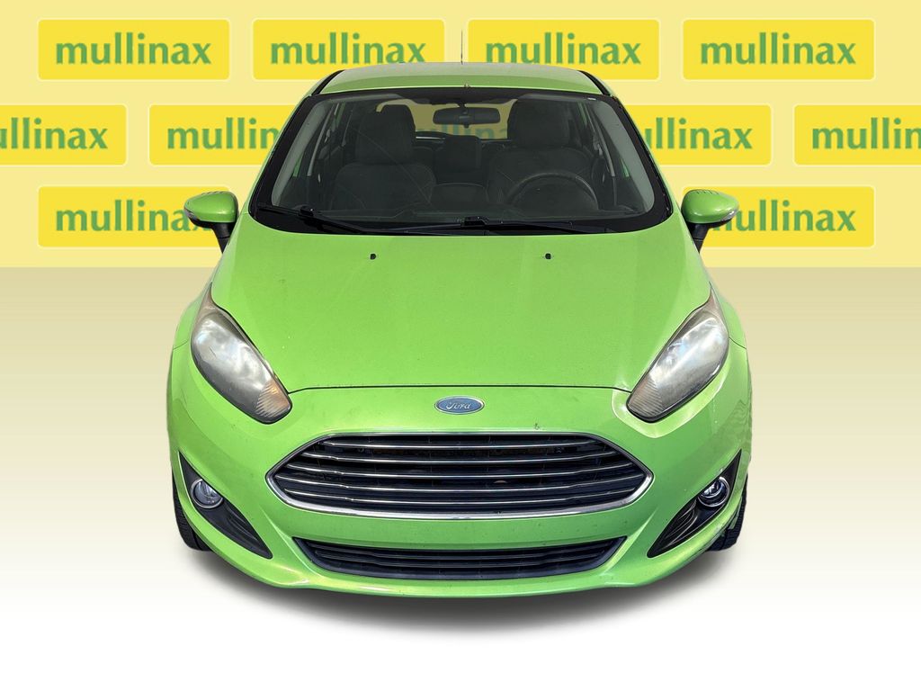 Used 2015 Green Ford SE image 15