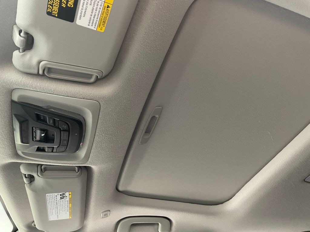 Thumbnail: 2023 Toyota Corolla Cross - 32