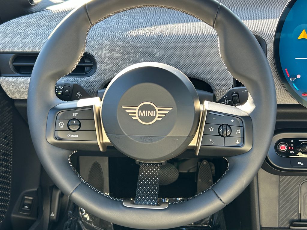 Thumbnail: 2025 MINI Cooper - 18