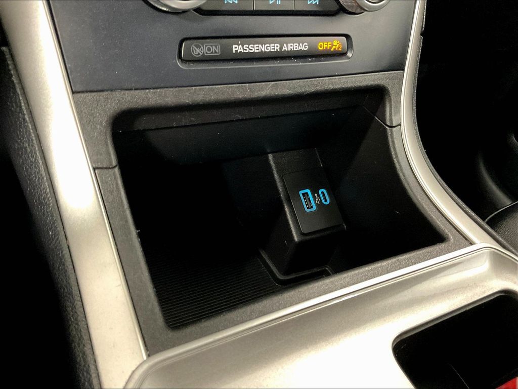 2023 Ford Edge — photo 26