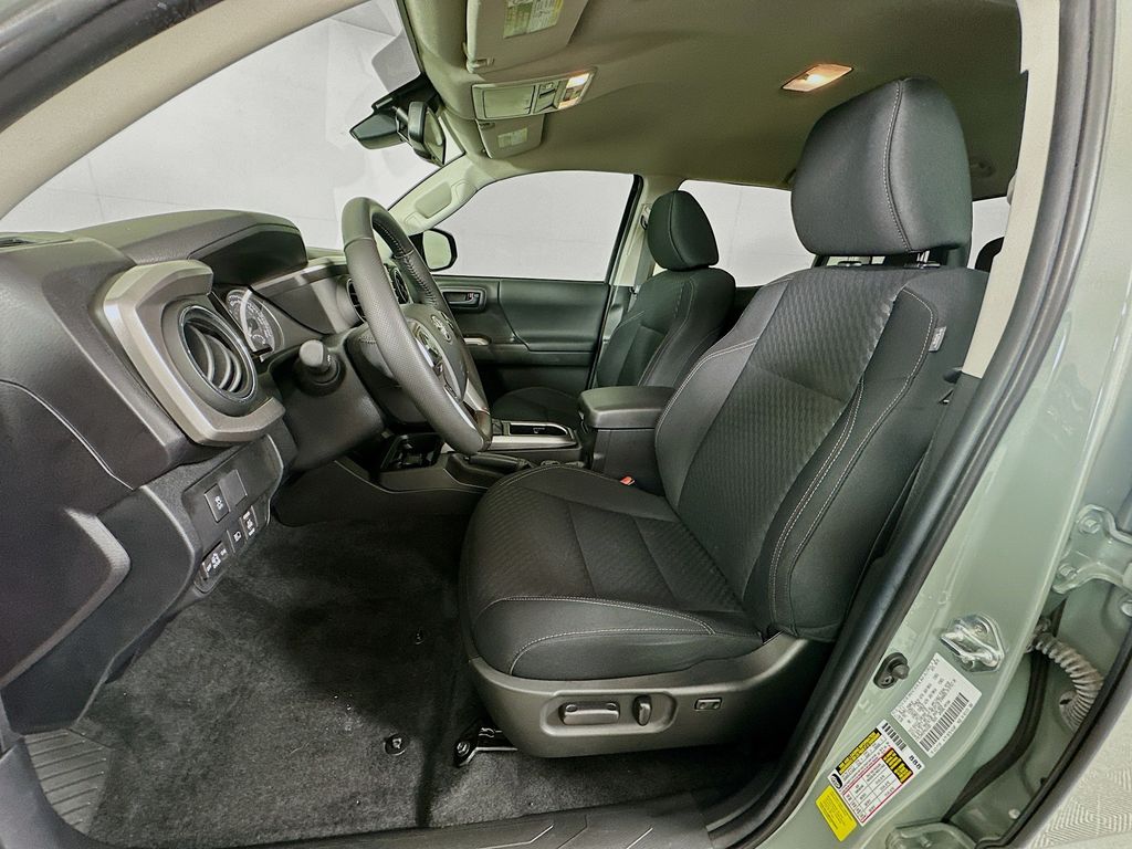 Thumbnail: 2023 Toyota Tacoma - 20